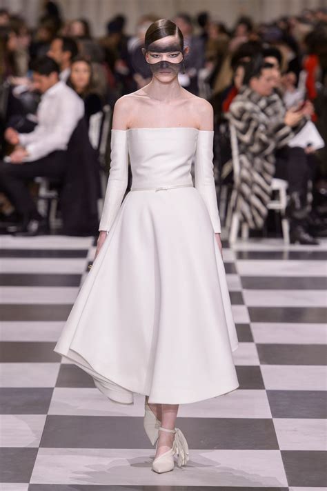 abiti cerimonia dior|Dior abiti da sposa.